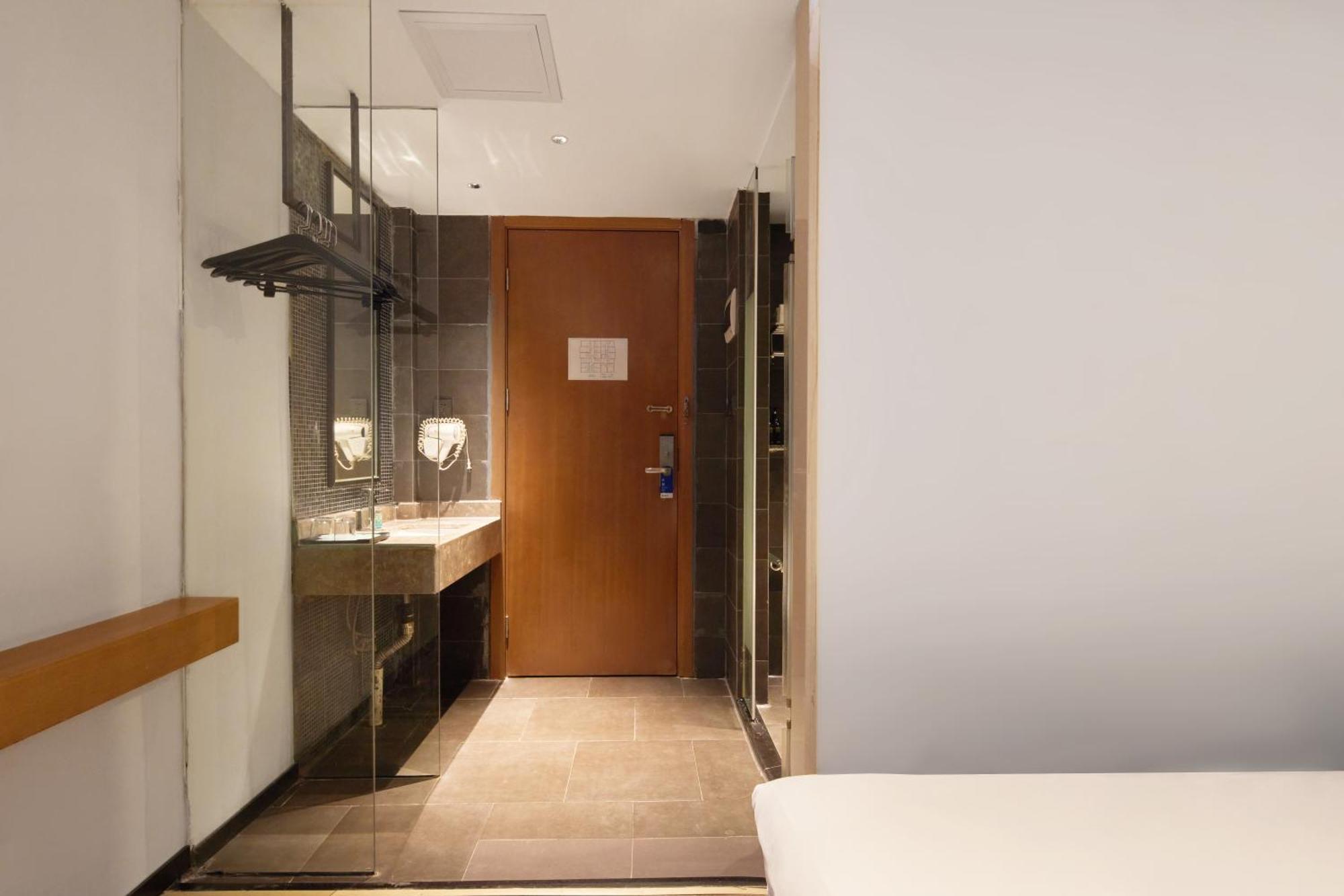 Insail Hotels Guangzhou Ximenkou Subway Station Branch Esterno foto